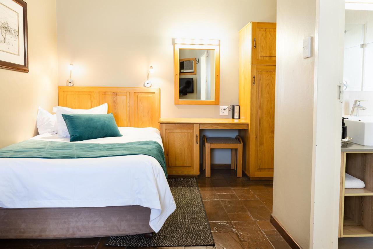 Kathu Gamagara Lodge Bagian luar foto