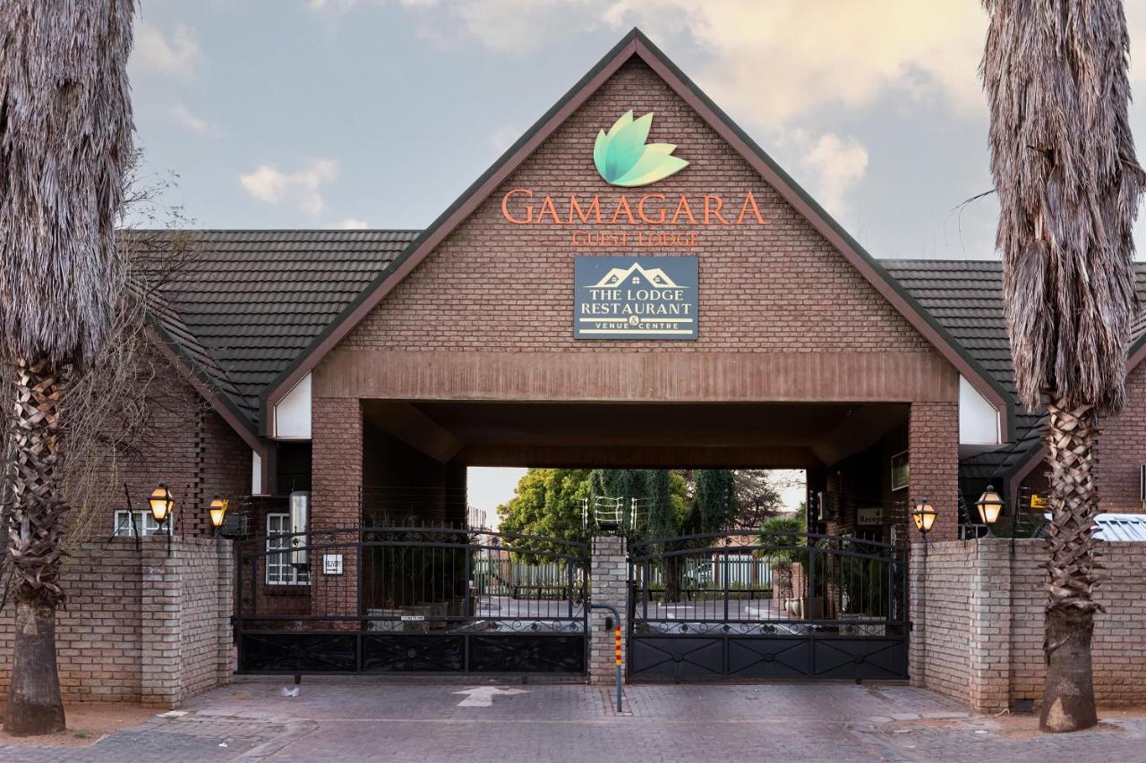 Kathu Gamagara Lodge Bagian luar foto